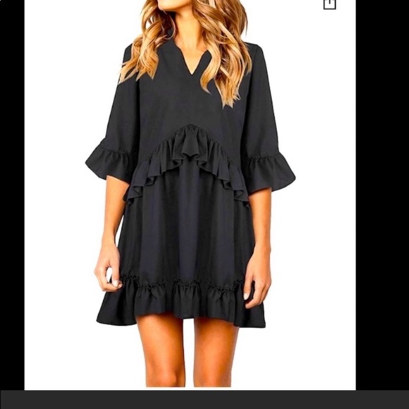 Dresses & Skirts - NWOT V Neck Ruffle Dress